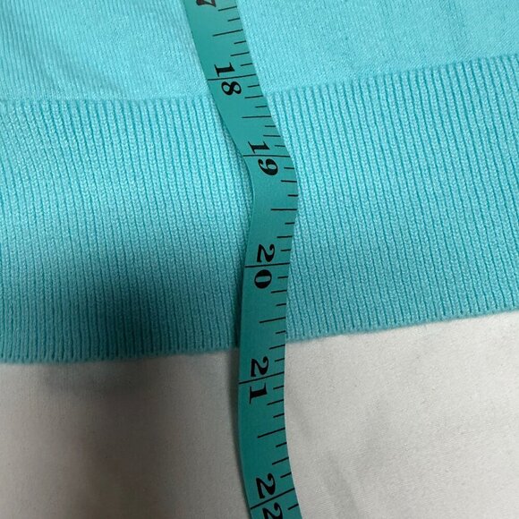 Lilly Pulitzer Caridgan, Teal, SIze Large, Excellent Preloved Condition - Picture 9 of 9